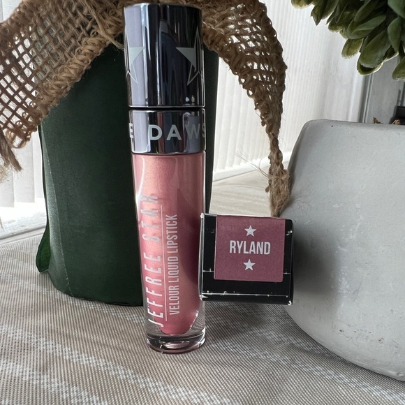 ***SOLD*** Jeffree Star x Shane Dawson Velour Liquid Lipstick Ryland - Picture 6 of 6